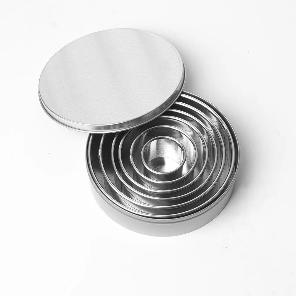 12Pcs Cookie Cutter & Mousse Ring Set Food Grade Stainless Steel Rolled Edge round Molds for Biscuit Donut Fondant Home Baking